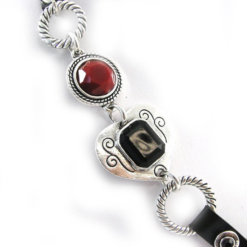 NOA [G5918] — Красное дизайнерское колье «Любовь»