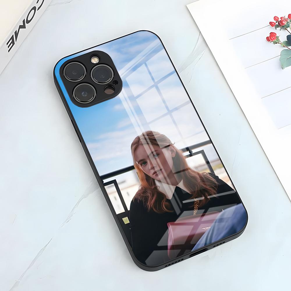 Чехол для телефона актрисы Сэди Синк Для IPhone 17 Pro Max 15 Pro 16 14 Plus 12 13 Mini 11 Pro Ударопрочный Стеклянный Чехол
