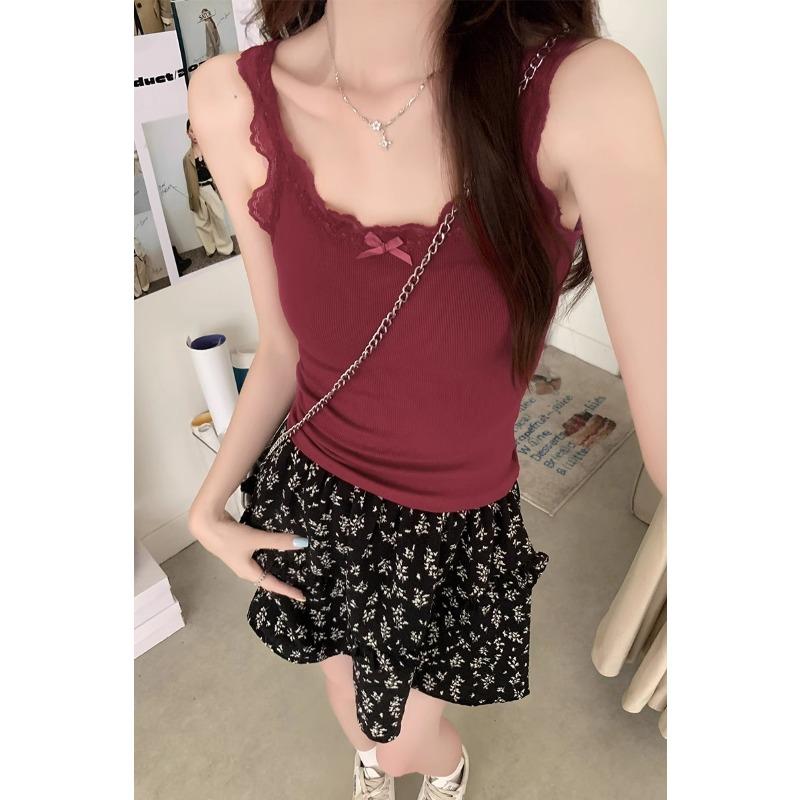 Pure Sexy Lace Camisole Women's Summer Slimming Short Red Sleeveless Top for Summer Outerwear