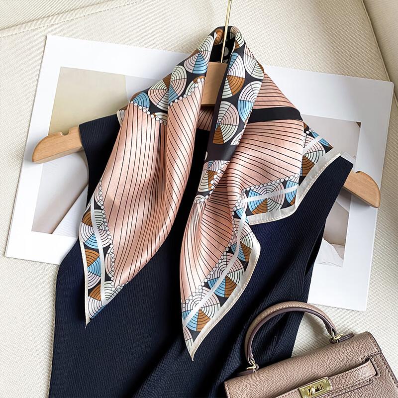 Hangsilu Silk Scarf Brooch Gift Box, Chinese Style Square Scarf, Mulberry Silk, High-End Birthday Gift, Valentine's Day Present for Women And Mothers