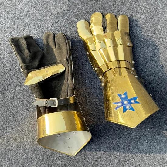 Medieval Knight Gauntlet Gloves Costume Wearable Gloves  Ideal for LARP, Cosplay, Roleplay, Halloween Costume  Best Gift.
