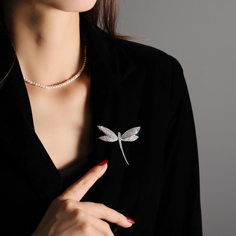 Высококачественная циркониевая брошь в виде стрекозы от наложницы Силян — элегантный аксессуар для костюма