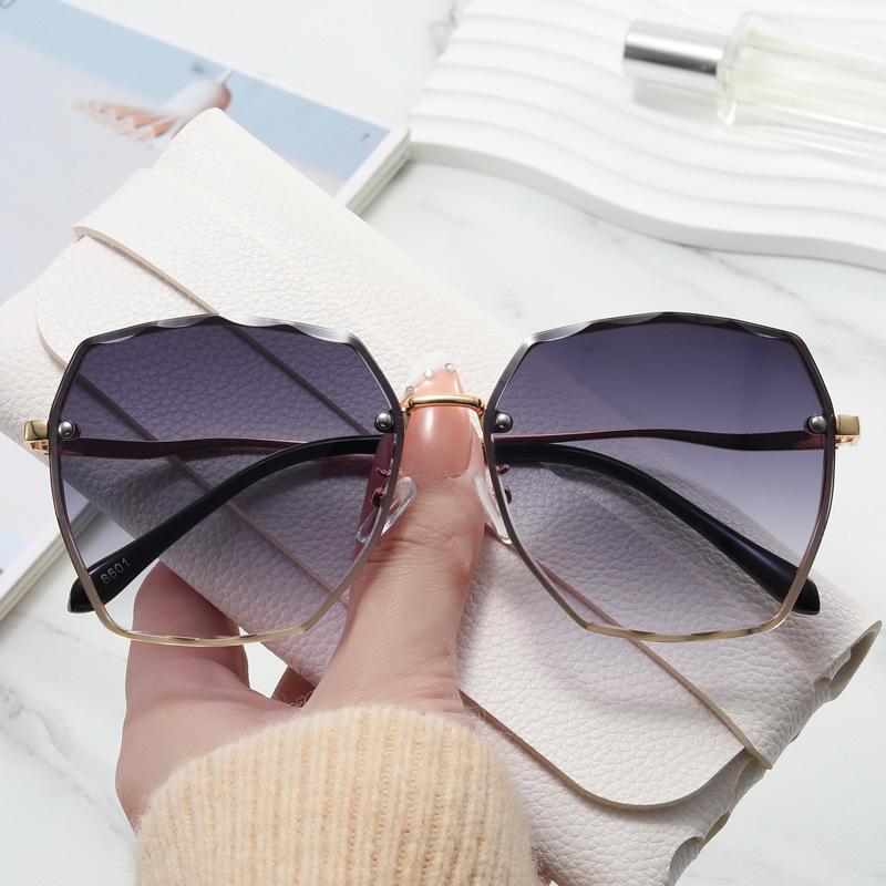 Солнцезащитные очки Moisty Big Face и Thin Sunglasses для женщин, летние солнцезащитные очки с защитой от ультрафиолета