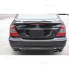 Для Mercedes Benz E-Class W211 E55 E63 AMG Sedan 4-Door 2002-2006 Углеродное волокно Автомобильный задний бампер Lip Diffuser Spoiler Body kit