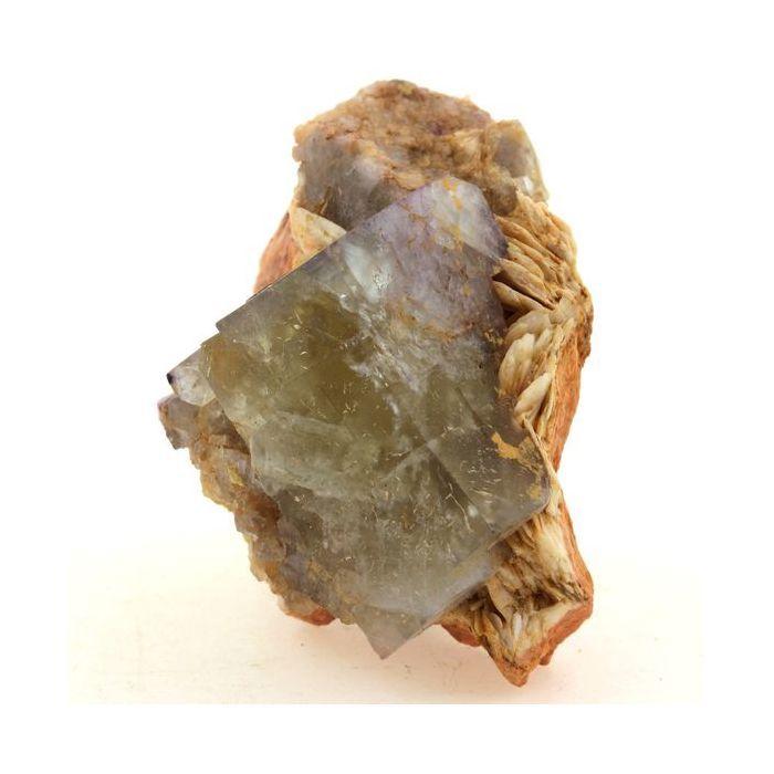 Fluorite + Baryte 234.6 carats