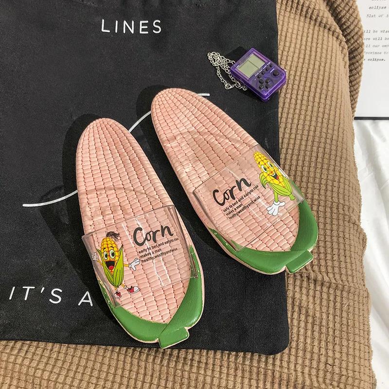 Креативные красные тапочки из кукурузной сетки для дома, домашняя обувь для ванной, нескользящая женская обувь, летние новые трендовые шлепанцы с мягкой подошвой для женщин