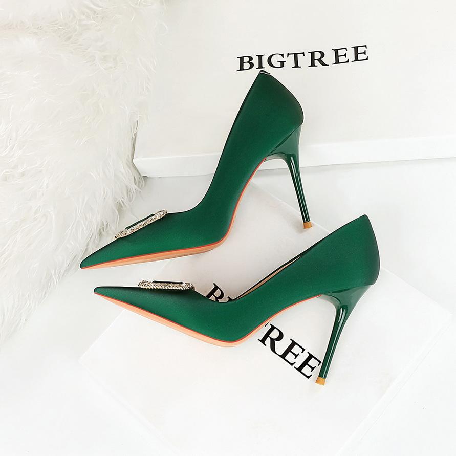 Модные женские туфли на высоком каблуке с острым носком и острым носом, туфли с водяными пуговицами и бриллиантами, модные женские туфли на высоком каблуке