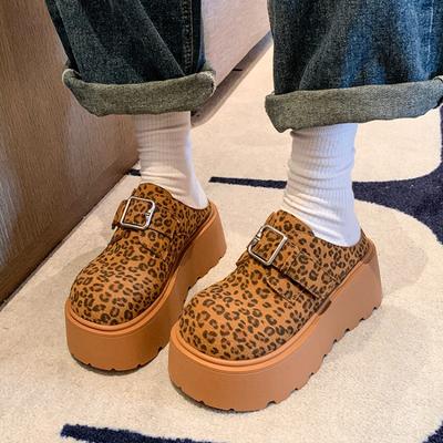 Леопардовые балетки женские мюли на платформе замшевые тапочки зимние плюшевые хлопковые туфли на высоком каблуке шлепанцы трендовые туфли с открытой пяткой Zapatos Mujer