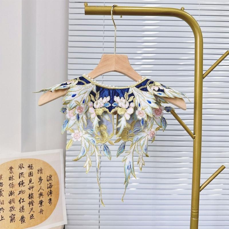 Exquisite Small Shawl with Ancient Style Embroidery Floral Pearl Beading Neckline Fake Collar Hanfu Costume Accessory