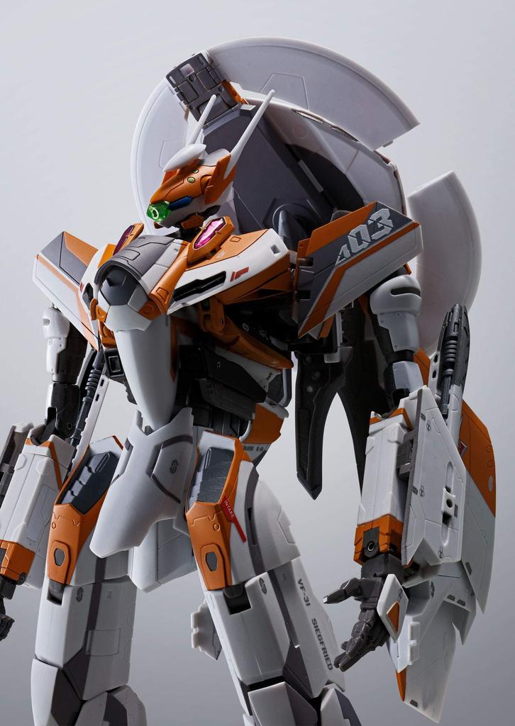 TAMASHII NATIONS DX Chogokin Macross Delta Siegfried Mustang 180 мм окрашенная подвижная фигурка VF-31E (Чак Машина) приблизительно. АБС и ПВХ и литье под давлением