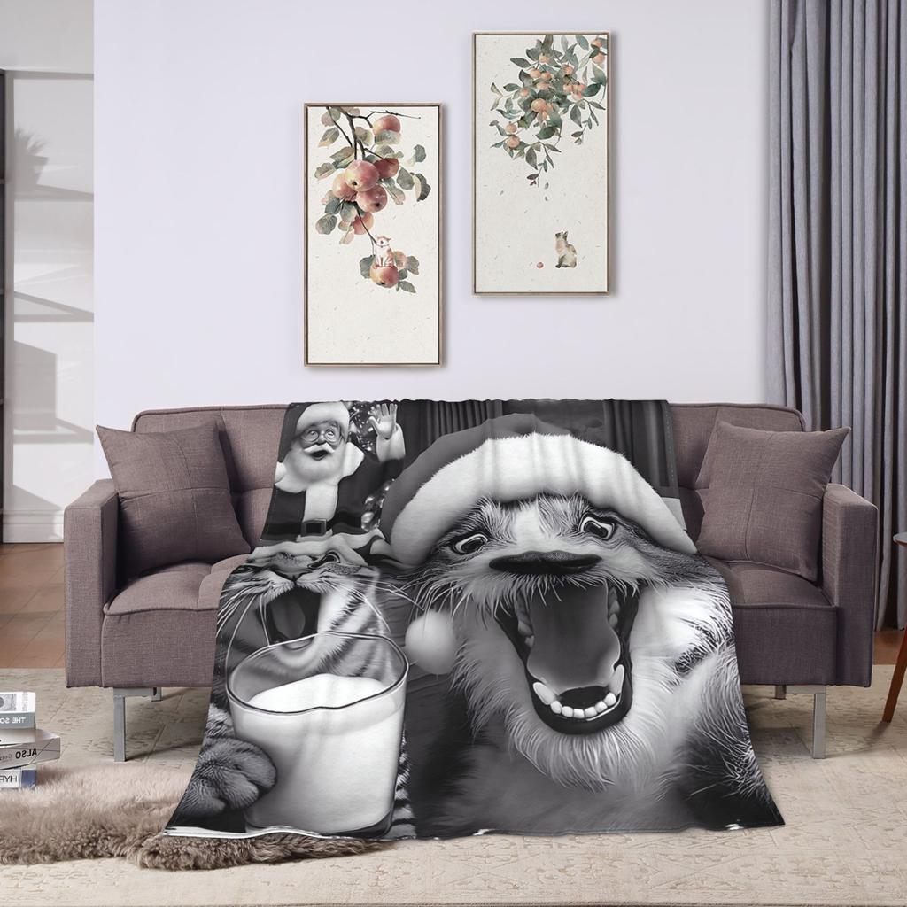 Cat Selfie with Santa Plush Blanket Students  Flannel Throw Blanket For Home Decor Soft Design Quality Bedspread Gift Idea