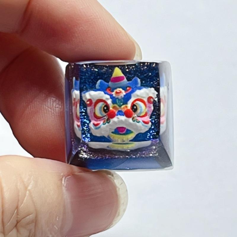 Resin Epoxy Keycap Featuring Embeddeds Traditional Dragon Dance Translucents Keycap for Backlit Keyboards