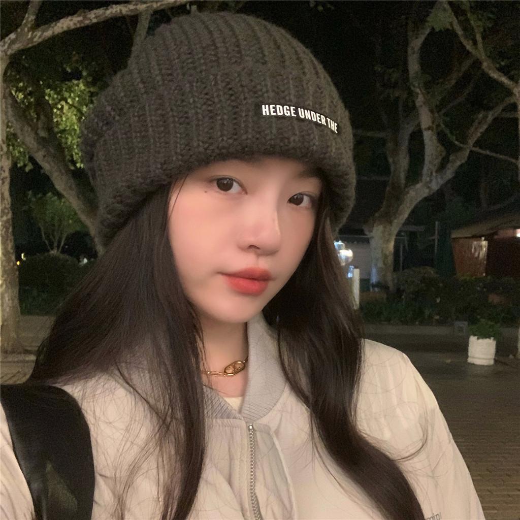 Мягкая и теплая женская акриловая вязаная шапка-бини, модная зимняя шапка с буквенным дизайном