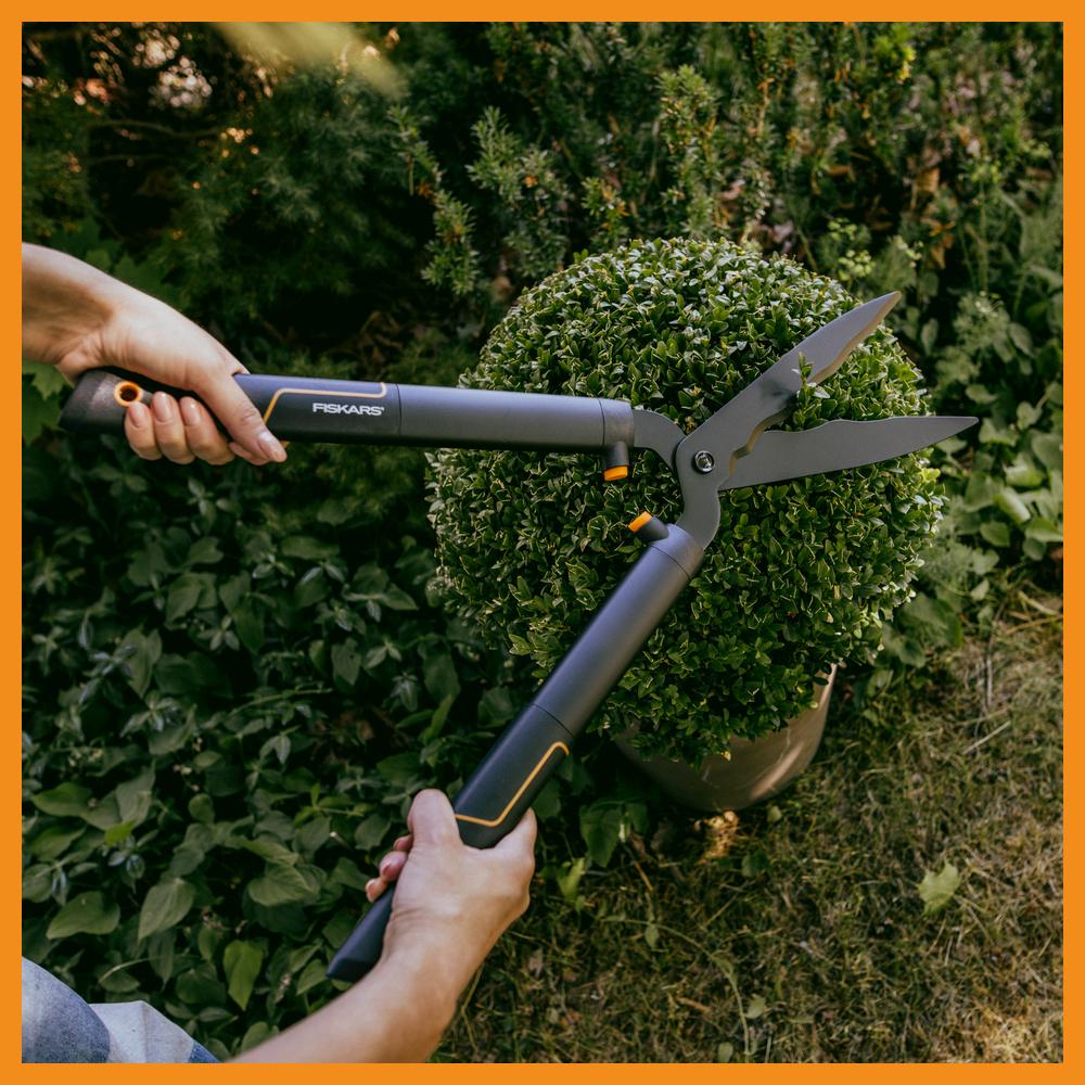 Fiskars Powergear Hedge Trimmer, Shrub, Garden, Manual, Lightweight, Hsx92