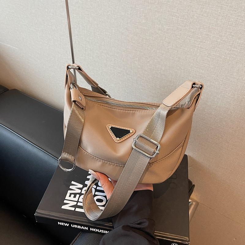 Повседневная универсальная летняя сумка-мессенджер для женщин, новая модная сумка-мессенджер, популярная спортивная сумка-мессенджер