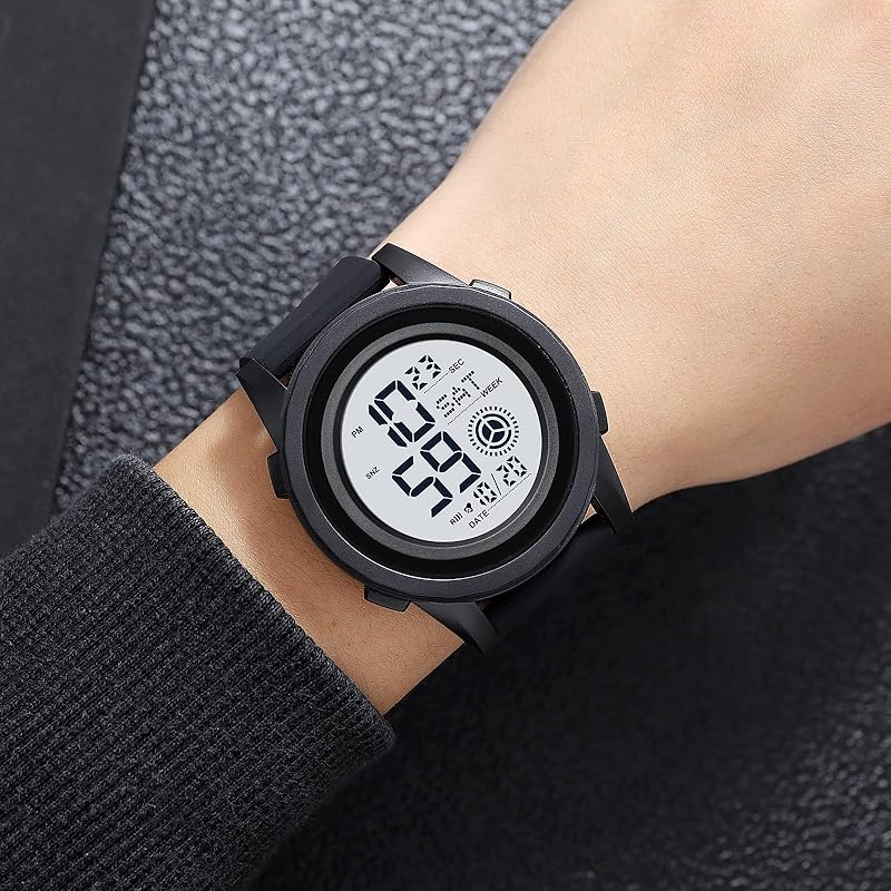 Часы Timever цифровые мужские. Тонкий мягкий ремешок, водонепроницаемые часы со светодиодным будильником, функцией секундомера, водонепроницаемые часы. Шрифт крупный и удобный.