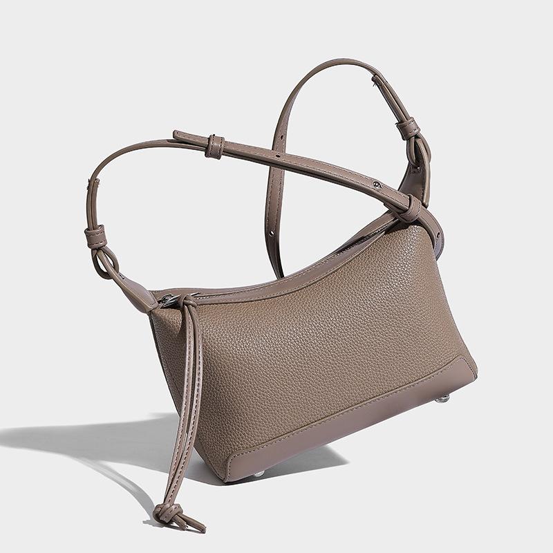 2024 New Trendy Dumpling Bag Crossbody Bag with Lychee Pattern, Versatile Fashionable Casual Women's Bag with a Luxurious and Sophisticated Feel
