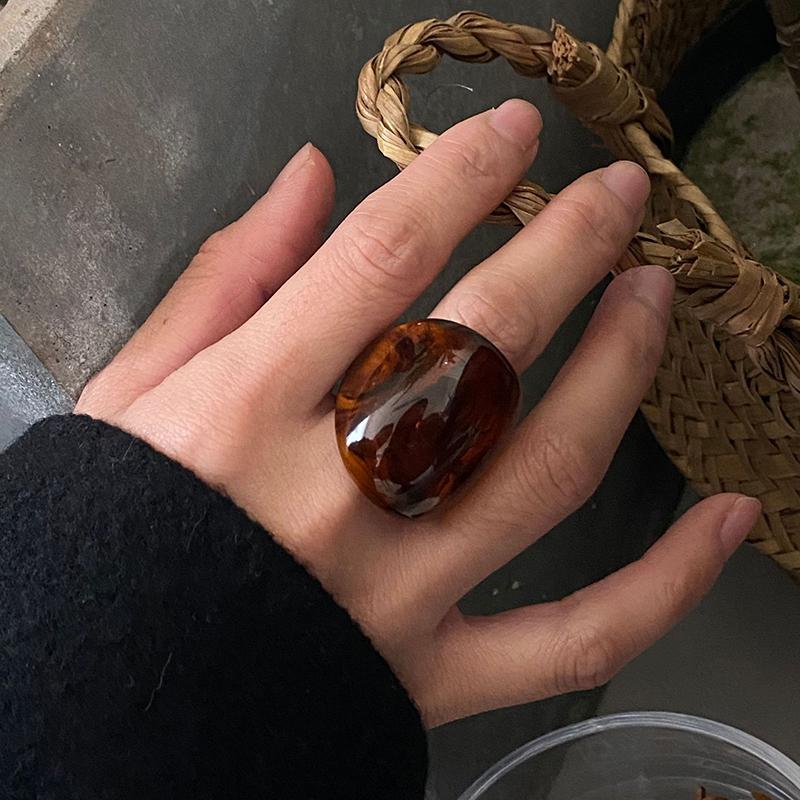 Винтажные Коричневые Овальные Большие Широкие Прозрачные Смоляные Кольца для Мужчин Женщин Преувеличенная Индивидуальность Новые Геометрические Украшения для Женщин