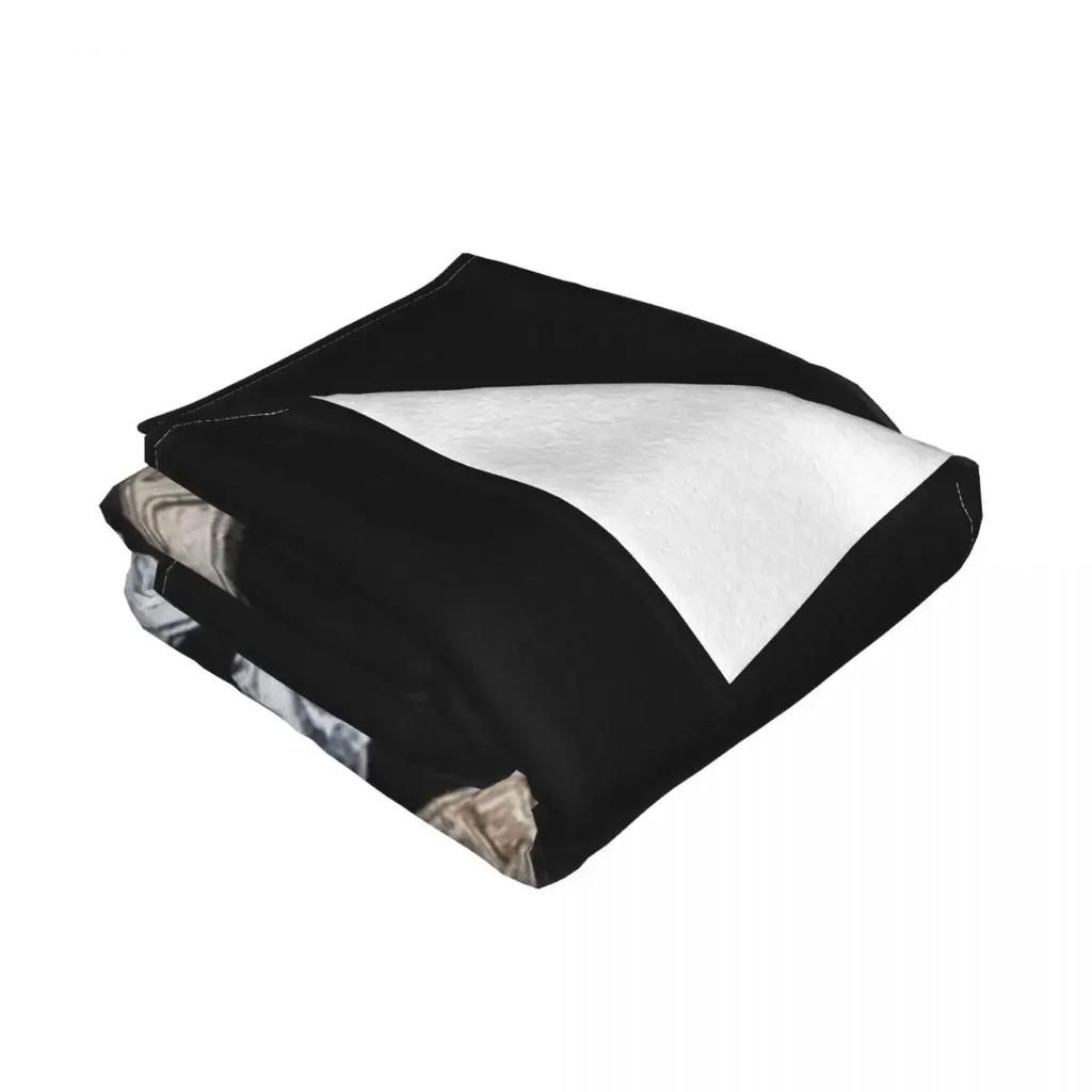 Queens Regiment Cap Badge picture Throw Blanket Summer Beddings Camping Multi-Purpose Blankets