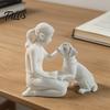 Современная гуманоидная фигурка, 3D-печатная фигурка девочки с собакой, Минималистичная приседающая скульптура для дома, Художественный декор человека и статуи, Исцеление