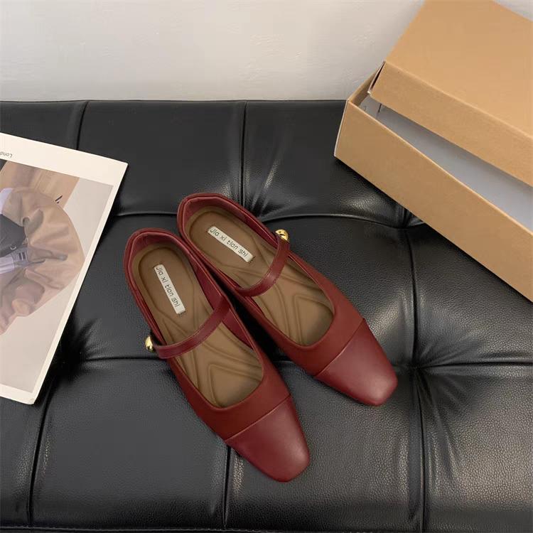 Мода 2024 Весна Новые женские туфли на плоской подошве Модные красные женские туфли Мэри Джейн на плоской подошве Женские туфли с квадратным носком Балетки для улицы