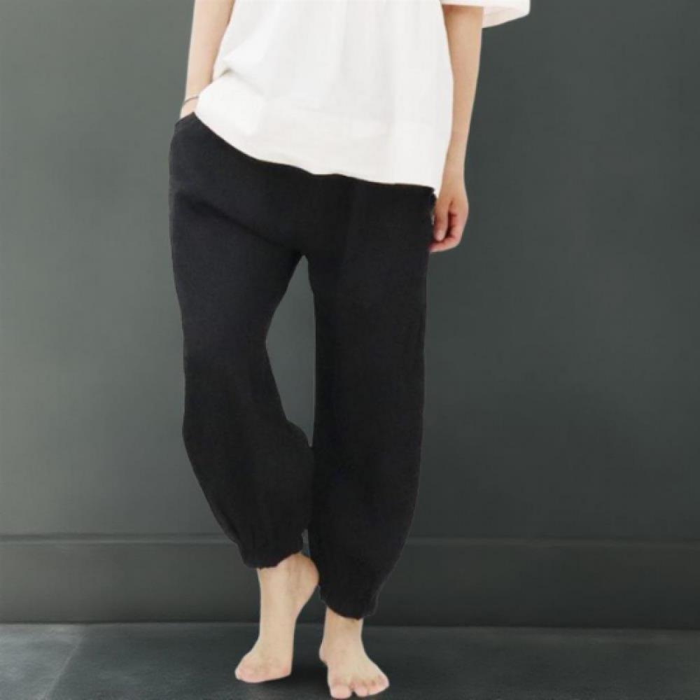 New Arrivals Open Run Women Relaxed Fit Banding 9 Part Pants