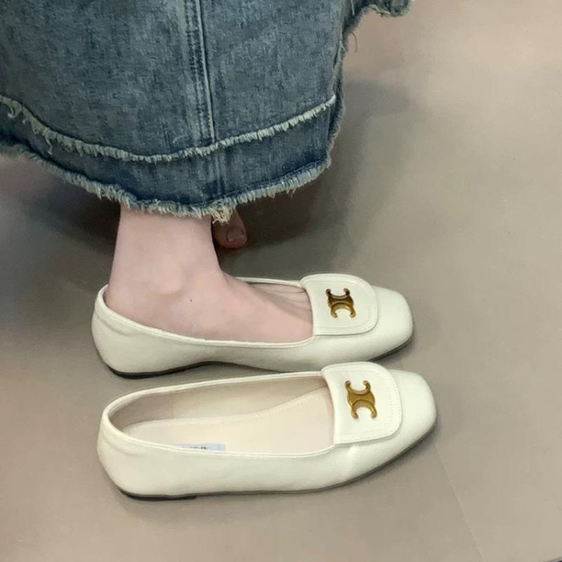 Женские модные повседневные удобные подошвы женские белые эластичные балетки из искусственной кожи с металлическими буквами на одну ногу
