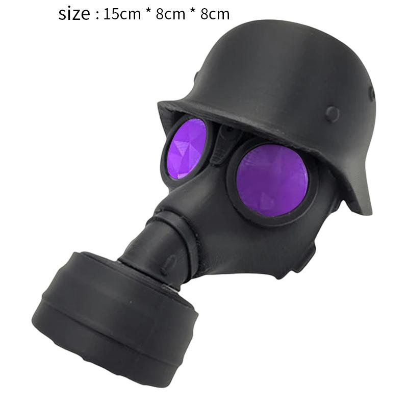 Крышка сцепного устройства с 3D-печатным стальным шлемом и противогазом. Крышка шара сцепного устройства. Предотвращает ржавление приемной трубы.