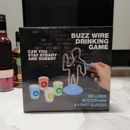 Buzz Wire 4 Shot Game Игрушечный набор с стаканами для питья Забавные взрослые Семейный девичник Бакалавр Бар Вечеринка