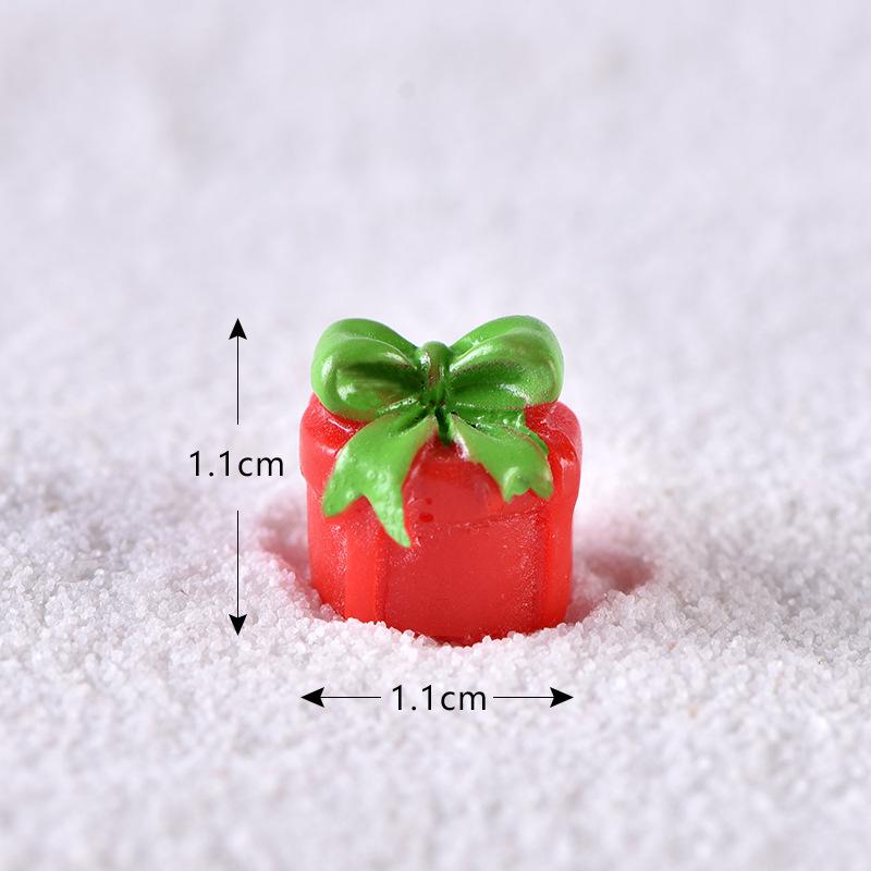 Mini Resin Christmas Decoration Santa Claus Snowman Tree Micro Landscape Model DIY Miniature Garden Figurines Home Decoration