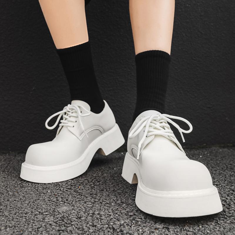 Белые дерби на толстой подошве, модные минималистичные классические туфли для отдыха, улицы, вечеринки, повседневные, красивые молодые кожаные туфли