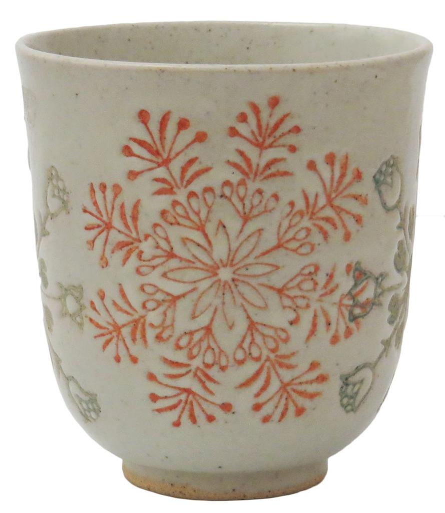 Пара чашек для чая в форме цветка из керамики «Исаояма» от Hasami