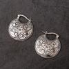 Простота Индивидуальность Полые Посеребренные Серьги-кольца Женские Винтажные Круглые Металлические Резные Серьги с Травами и Цветами Аксессуары