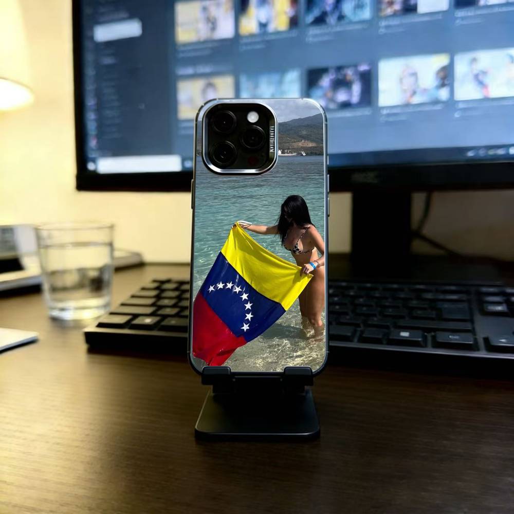 Venezuelan Flag M-Map Phone Case For iPhone 17,16,15,14,13,12,11 Plus,Pro Max,XS,Colorful Silver Black Cover