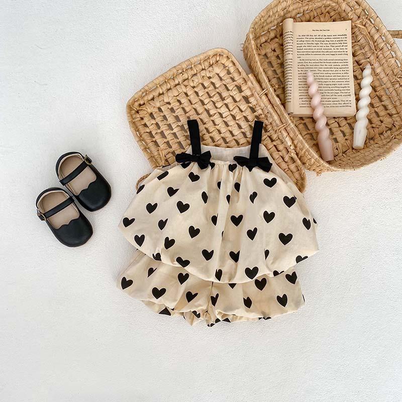 Весенне-летняя рубашка на подтяжках с милым бантом для девочек и шортами, детская хлопковая одежда из 2 предметов, повседневные топы для малышей, костюм