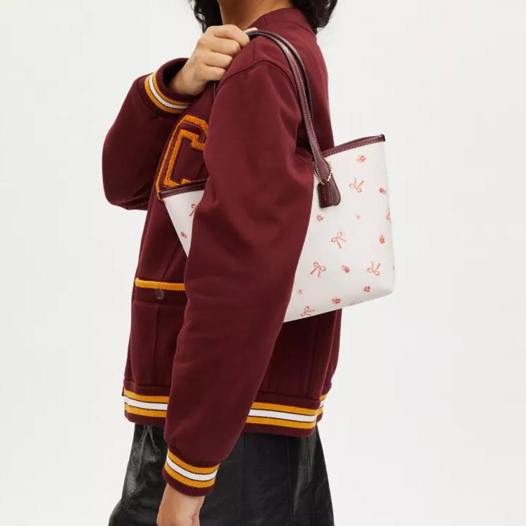 Coach City 23 Bow Tie Print Snap Coated Canvas Tote Bag Women Tote Chalk Wine CN681-IMWDA
