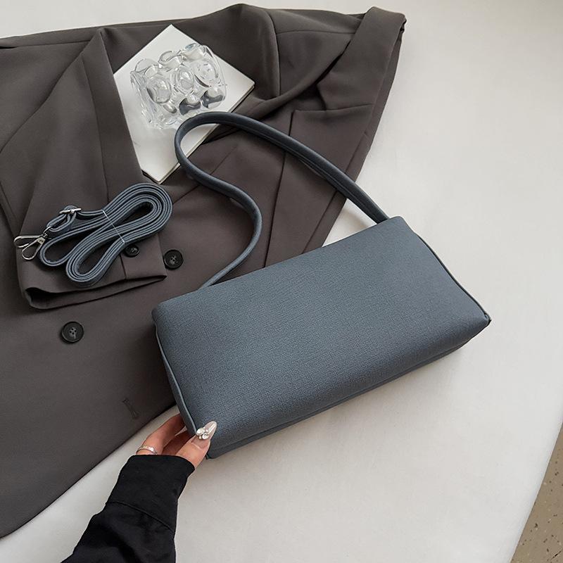 Сумка под мышкой женская 2025 новая сумка-мессенджер с высоким чувством популярная повседневная универсальная сумка через плечо осень-зима сумка-багет