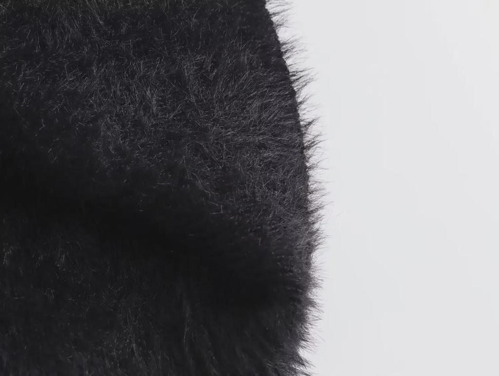 2023 Winter Black Faux Fur Round Neck Knit Sweater Jacket for Women