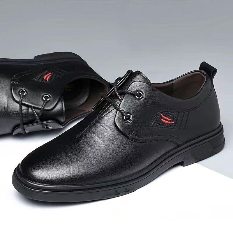 Мода 2025Мужская кожаная обувь Классические деловые туфли Модная повседневная обувь Мокасины Удобная обувь для вождения для мужчин Лоферы слипоны