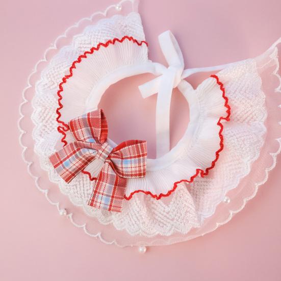 Нагрудник для домашних животных, кружевная отделка, приятна для кожи, тонкая текстура, износостойкая, не вызывает раздражения, легко носить.