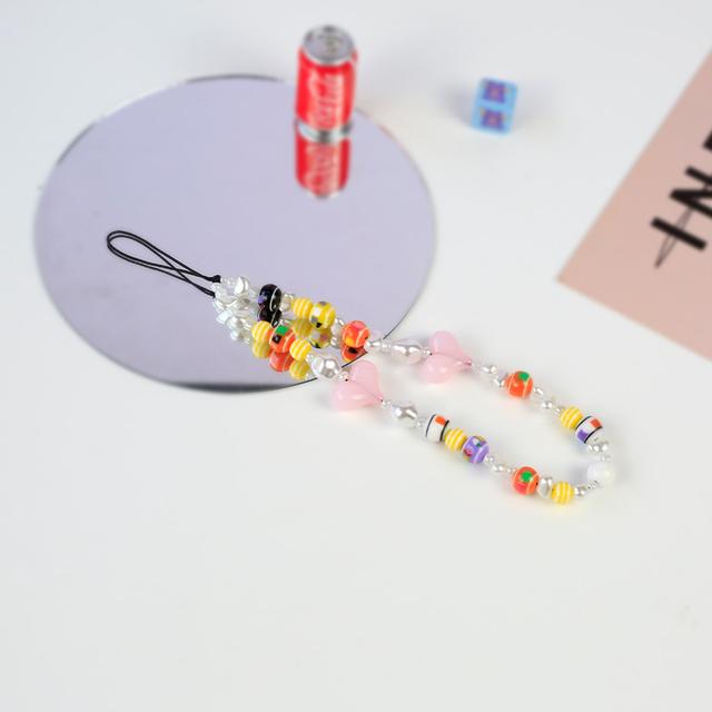 Очаровательные разноцветные смоляные цепочки в форме сердца с бантом для мобильных телефонов для женщин и девочек, ювелирные изделия для телефона, ремешок из бисера, подвесной шнур