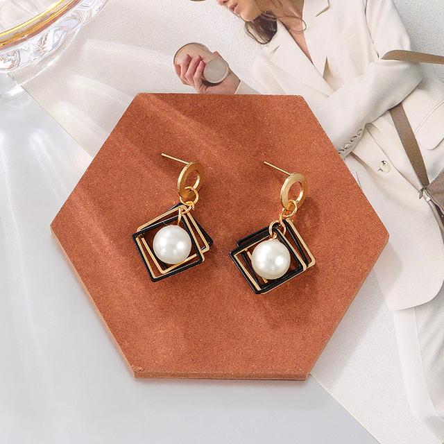 Женские серьги Акриловые серьги-подвески для женщин Геометрические серьги-кольца Большие висячие белые серьги Модные украшения