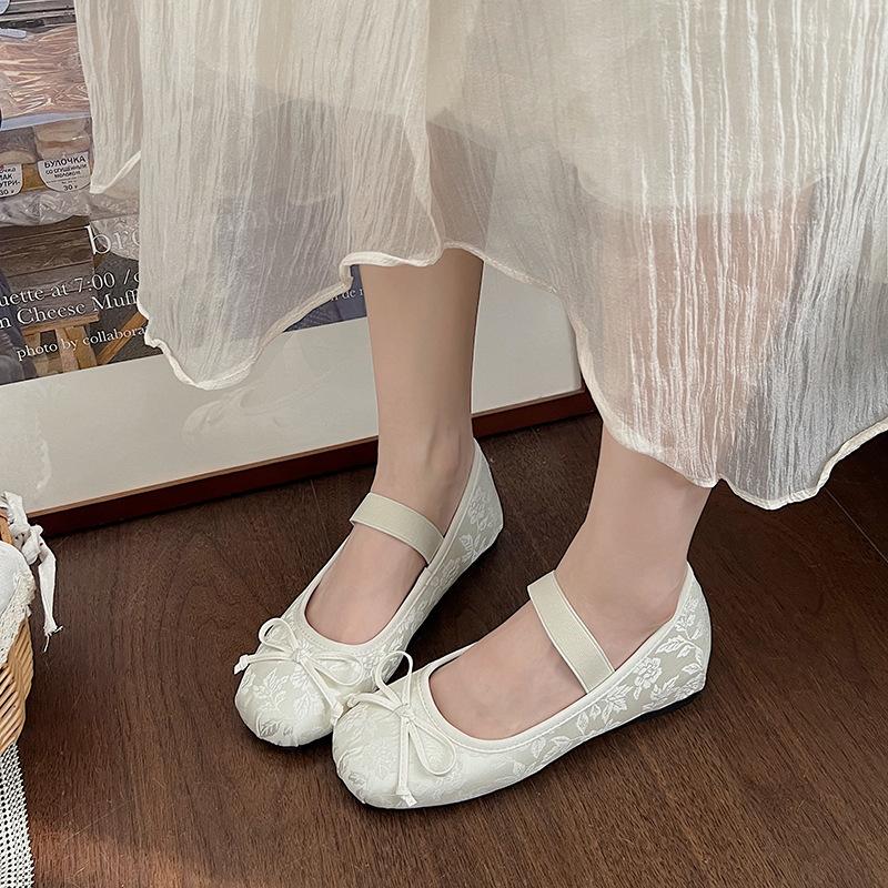 Женские туфли Мэри Джейн на плоской подошве, новые китайские туфли 2025 года, летние вечерние балетки с нежной юбкой