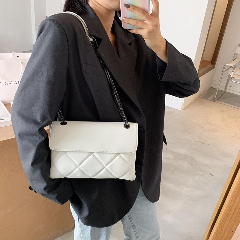 Rhombus Bag Women's Shoulder Bag Chain Underarm Bag Simple Versatile Small Square Bag New Popular Messenger Bag