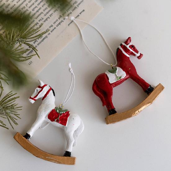 Christmas Hanging Horse Figurines Resin Rocking White Horse Ornament Eye-catching Festive Atmosphere Decorations