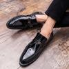 Men's Shoes Leather Fashion Men Loafers Shoes Summer Breathable Vintage Tassel Men Slip On Outdoor Shoes Mocassins Homme L5