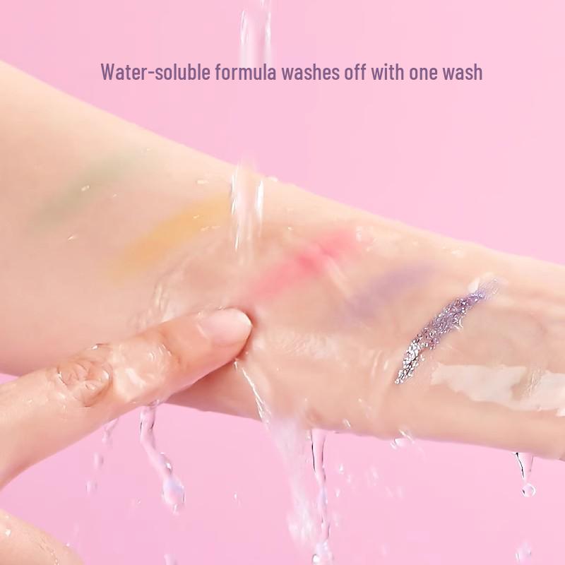 Набор детской косметики «Принцесса» для девочек: Набор для ролевых игр с помадой и лаком для ногтей