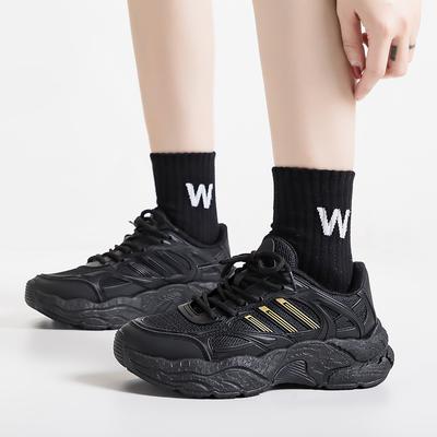 2025 новые кроссовки для папы женские дышащие сетчатые спортивные кроссовки толстая подошва увеличивающие рост повседневные маленькие белые кроссовки F8852