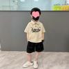 Повседневный комплект для мальчиков с коротким рукавом поло и шортами - корейский летний стиль