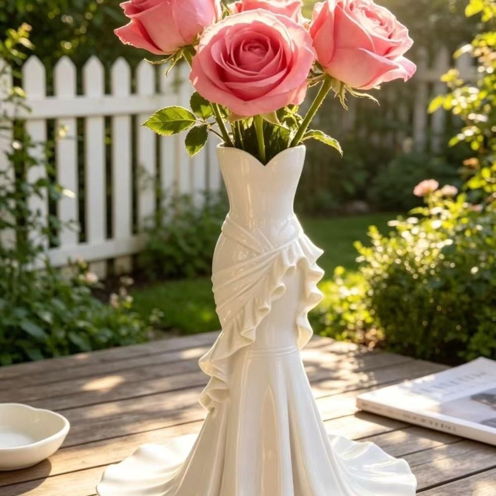 Elegant Flower Vase Dress Shape Pencil Holder Minimalist Desktop Ornaments Gift